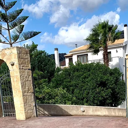 Papyrise View Apartment Kavrokhorion